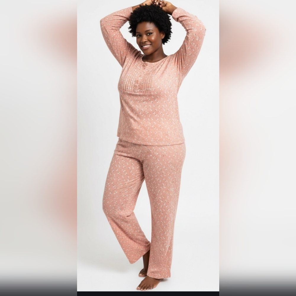 🌛 SALE! Women's Peachy Pink Pajama Set